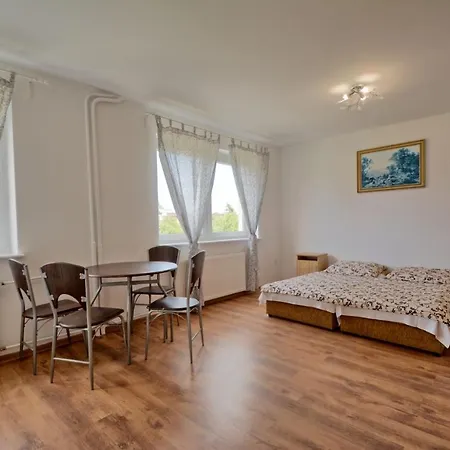 Goscinna 10 ゲストハウス Władysławowo