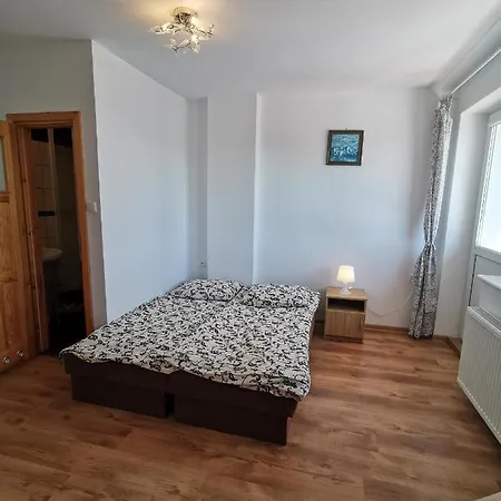 Goscinna 10 Hotel *
