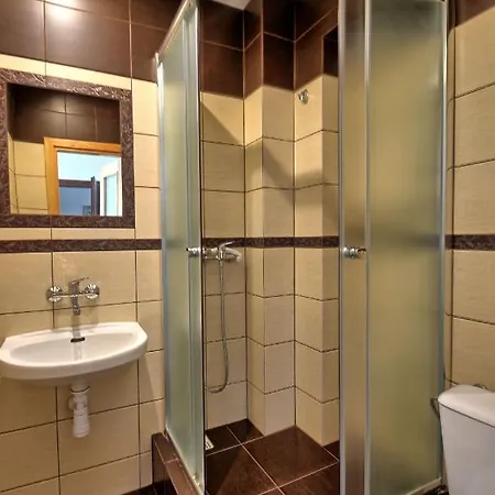 ゲストハウス Goscinna 10 *